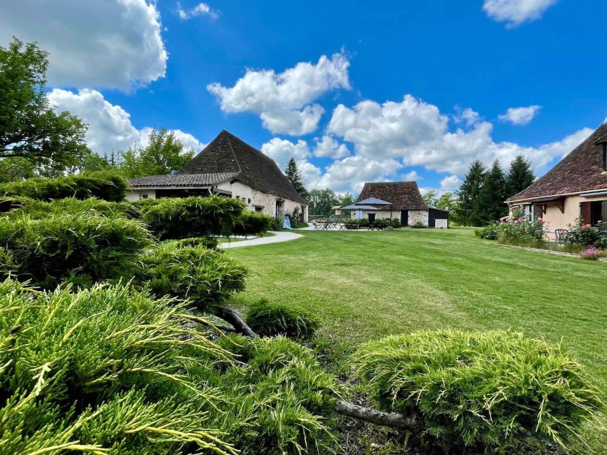 Le Domaine Du Bois Coquet Hotel La Douze Luaran gambar