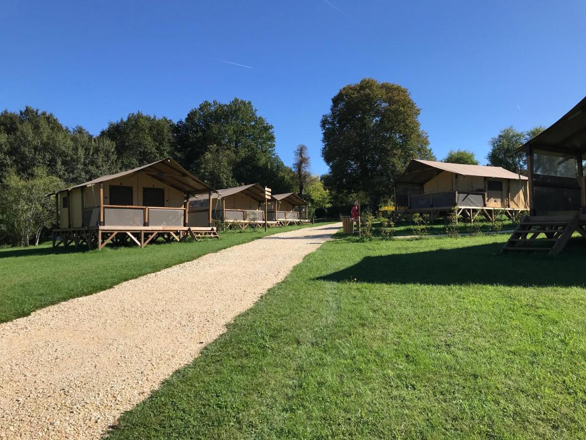 Le Domaine Du Bois Coquet Hotel La Douze Luaran gambar