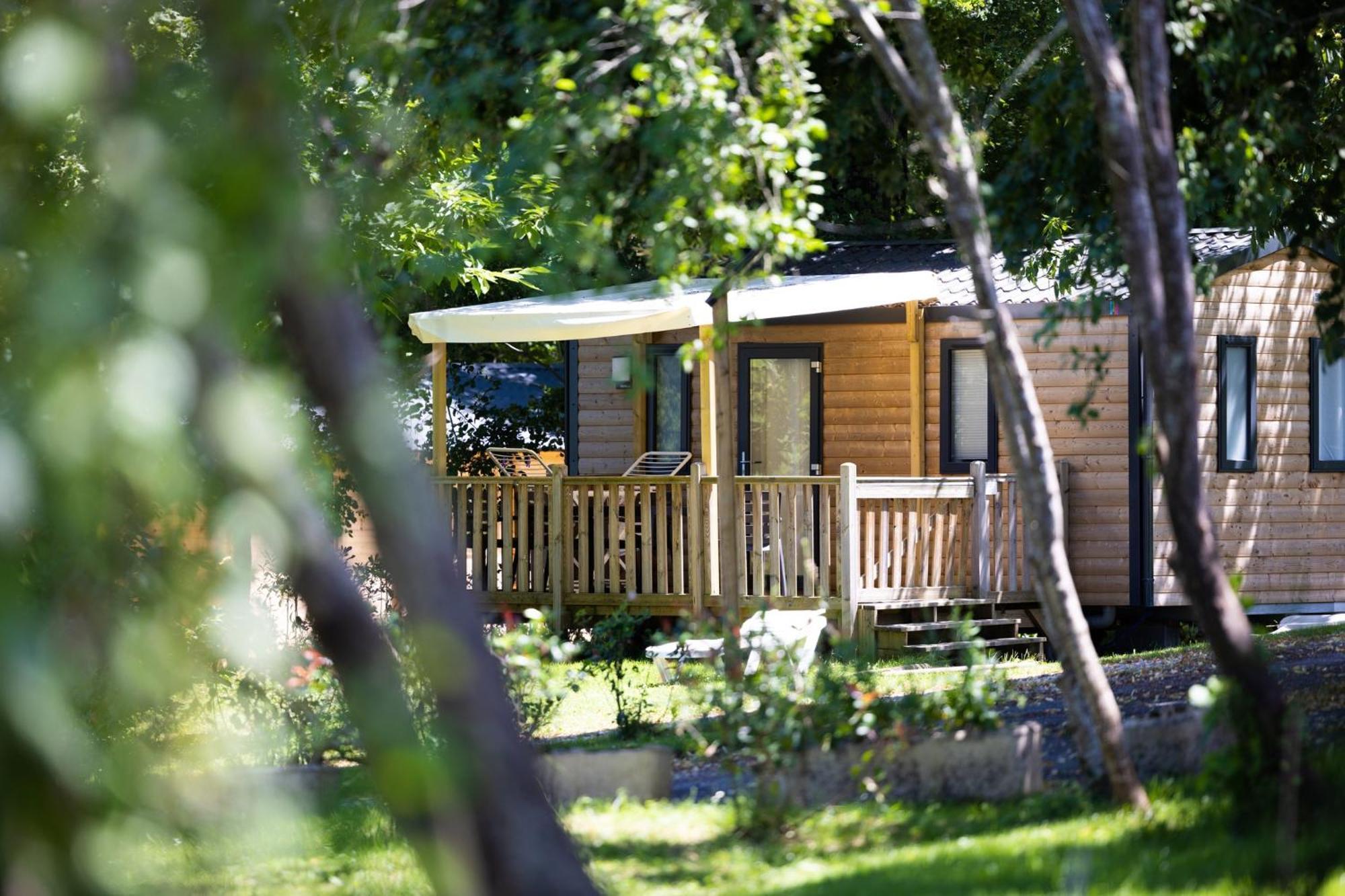 Le Domaine Du Bois Coquet Hotel La Douze Luaran gambar